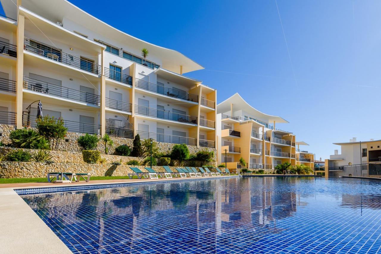 Homes Ocean View With 3 Spacious Terraces, 2 Swimming Pools & Tennis Court Apartment *